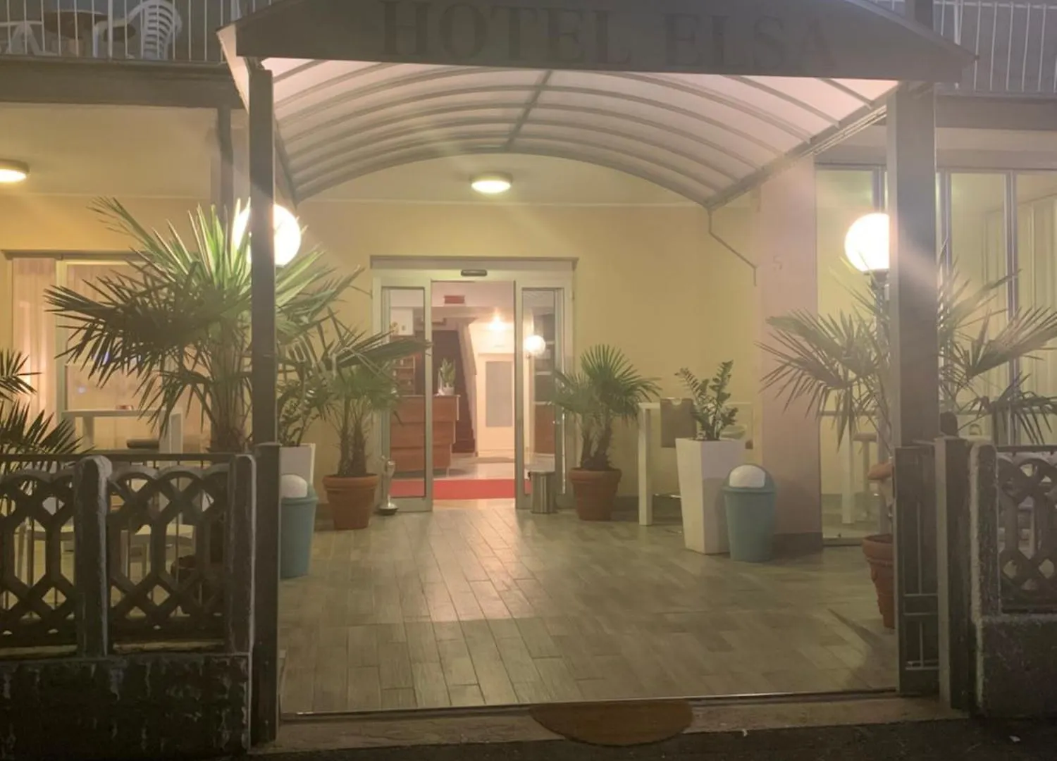 Hotel Elsa Milano Marittima 3*,  Italy